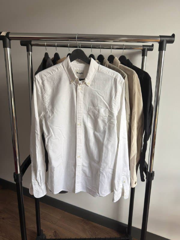 Рубашка Wrangler, пиджаки Louis Purple, GAP, рубашки и куртки Zara, штаны Puma