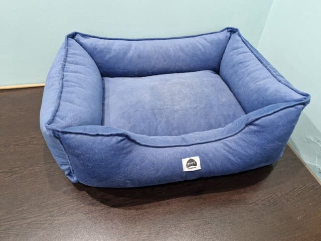 Лежанка для котов большая