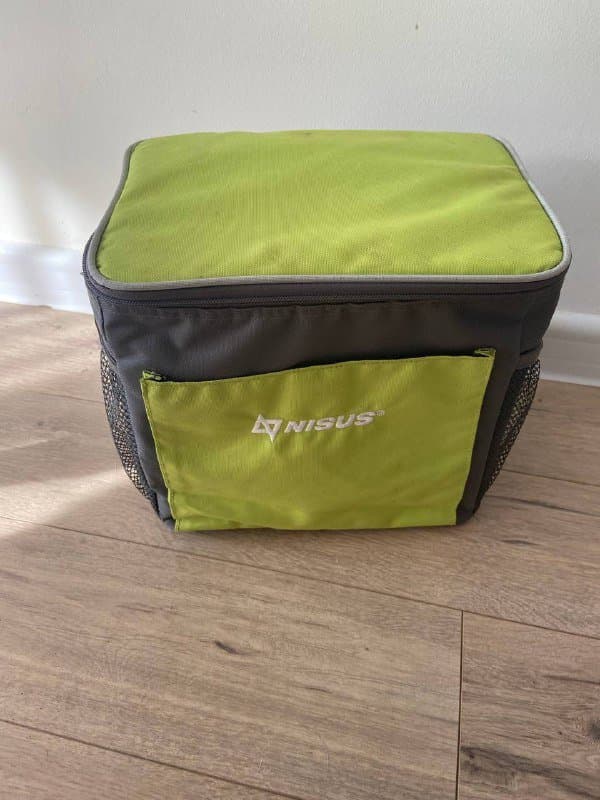 Термосумки-холодильники зеленая и темная 1