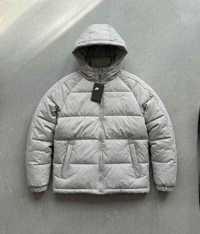 Мужские зимние куртки Nike черные и серые 3