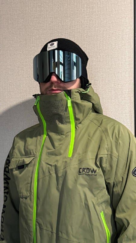 Сноубордические комбинезон, куртка, перчатки 2