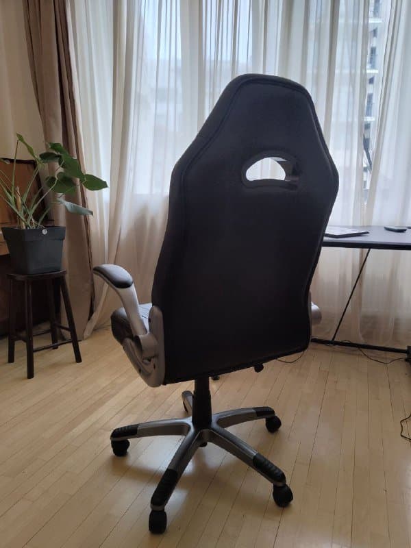 Компьютерное кресло Jysk 3