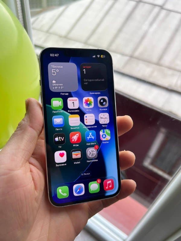 iPhone 13 128GB с чехлом 5