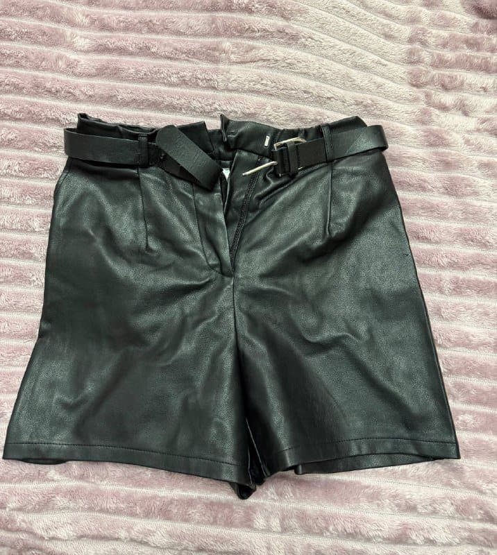 Брюки Паллацо, кожаные шорты, джинсы черные, синие, багги с потертостями 3