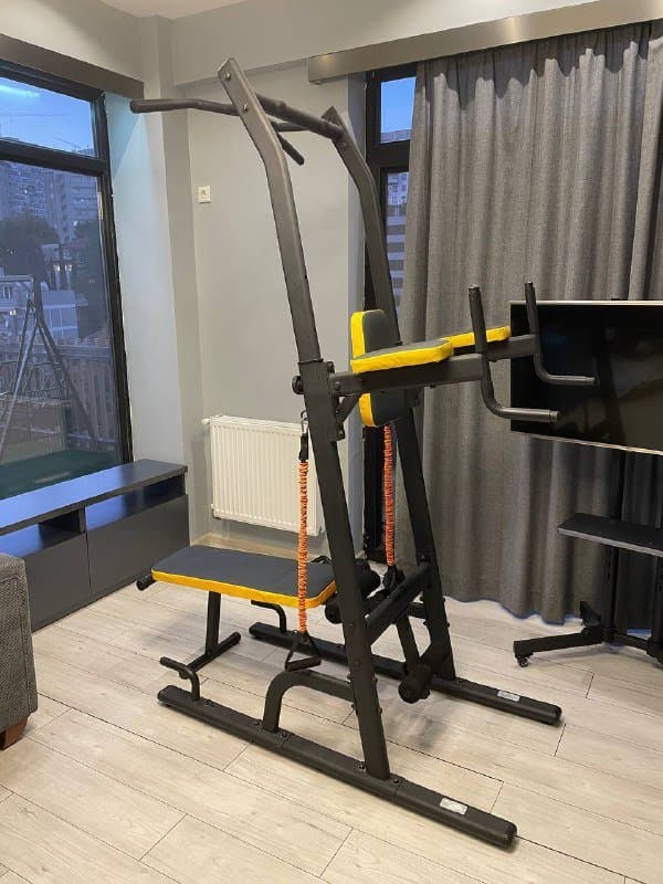 Спортивная стенка 3 в 1, гантеля, мяч для пляжного футбола