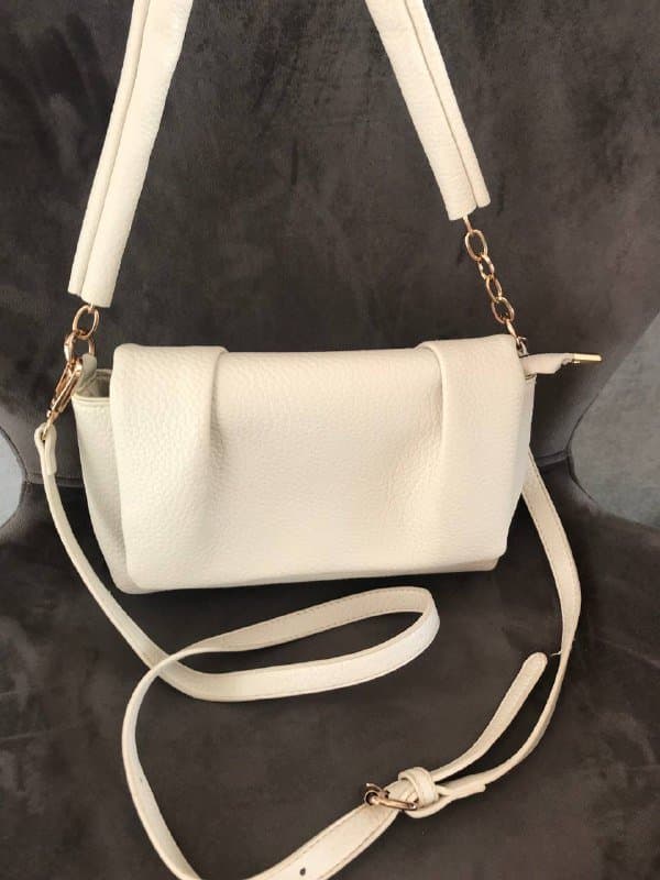 Небольшая женская сумка