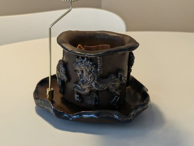 Свеча ручной работы с лошадками 4