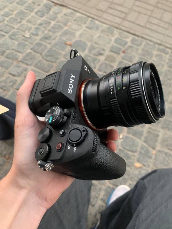 Камера Sony a7 IV с объективом Sony 28-70 f3.5-5.6