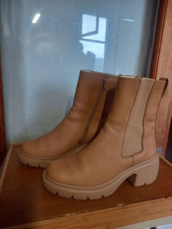 Большой настольный светильник 7