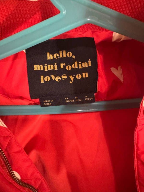 Куртка, платье, туфельки, свитера, тренч детские 2