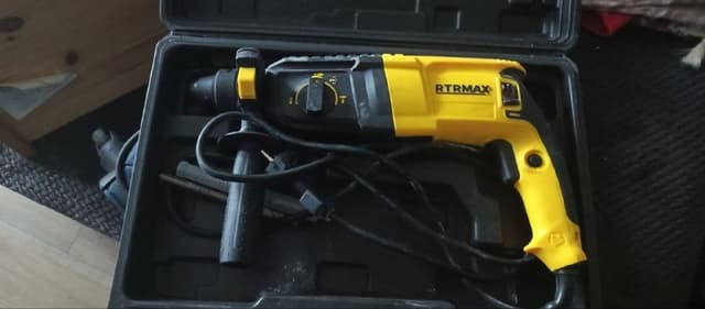 дрель ударная RTM226