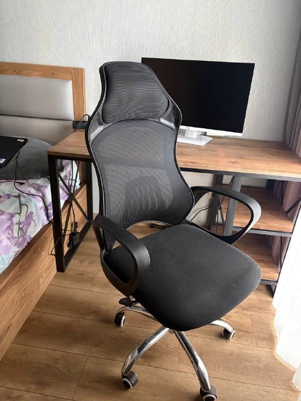 Компьютерный стол, стул