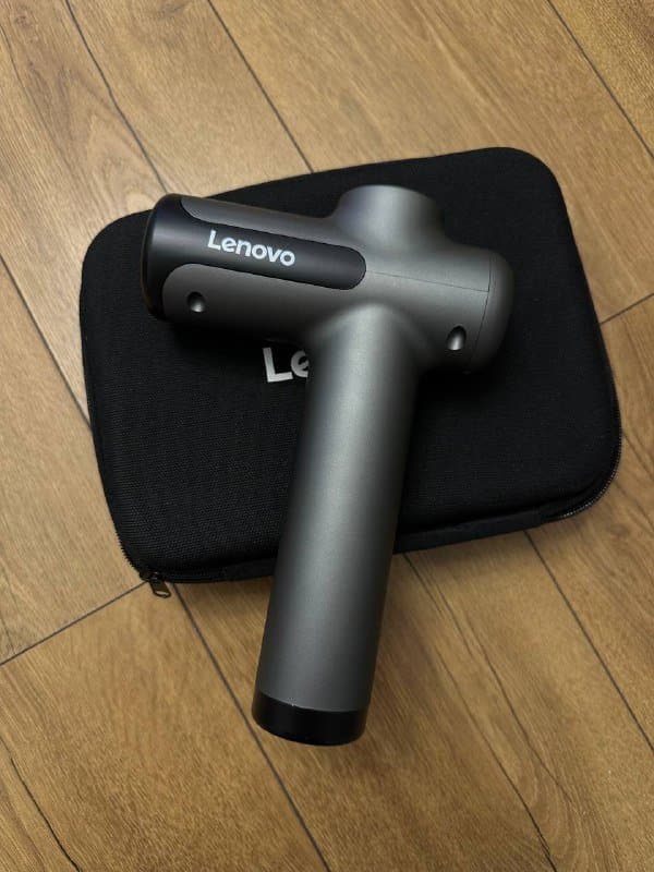 Массажный пистолет Lenovo с насадками 1