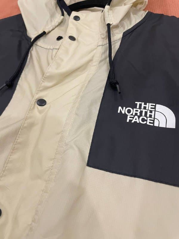 Куртка TNF размер XL 4