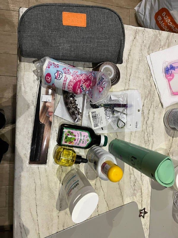 Женская одежда, обувь и уходовые средства бесплатно