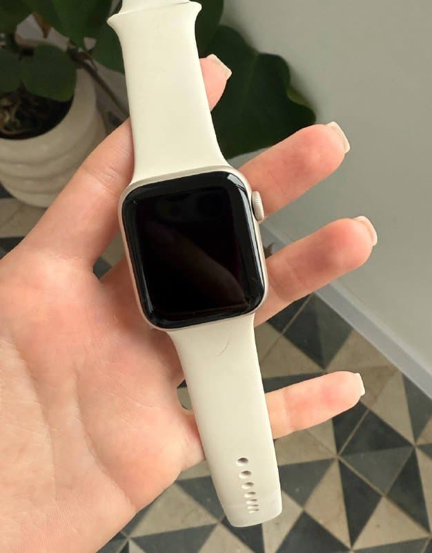 Apple Watch Series SE 2 40mm Starlight Aluminum
