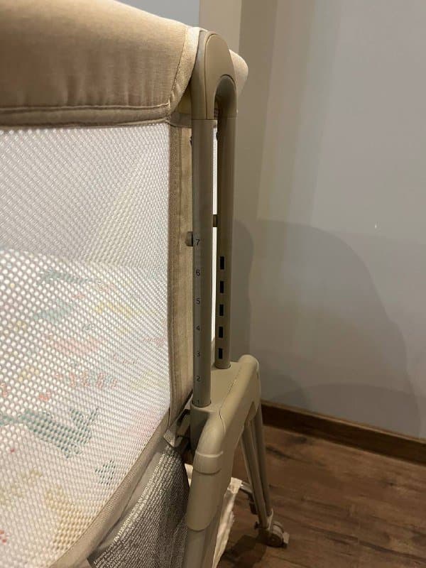 Приставная кроватка lionelo на колесиках 2