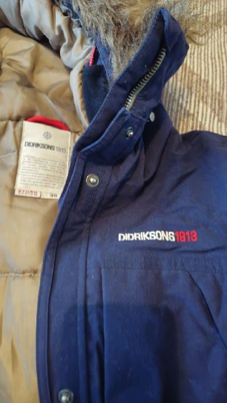 Женская тёплая куртка размер 38 4