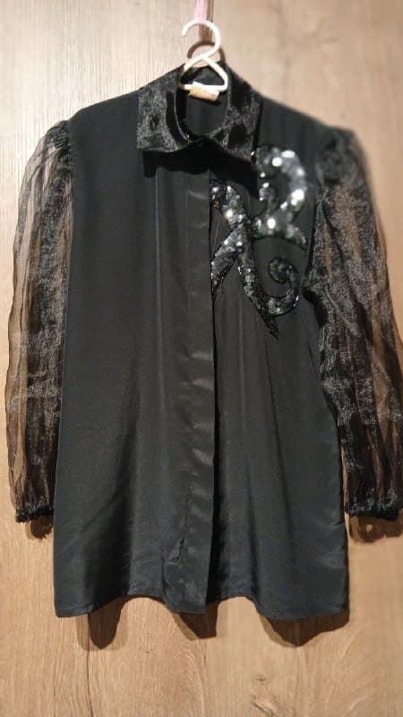 Винтажная женская блузка с пайетками 1