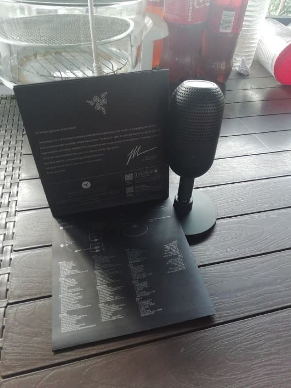 Микрофон Razer Seiren V3 Mini чёрный