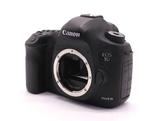 Canon EOS 5D Mark III Body, зарядка, аккумулятор, ремешки, флешки