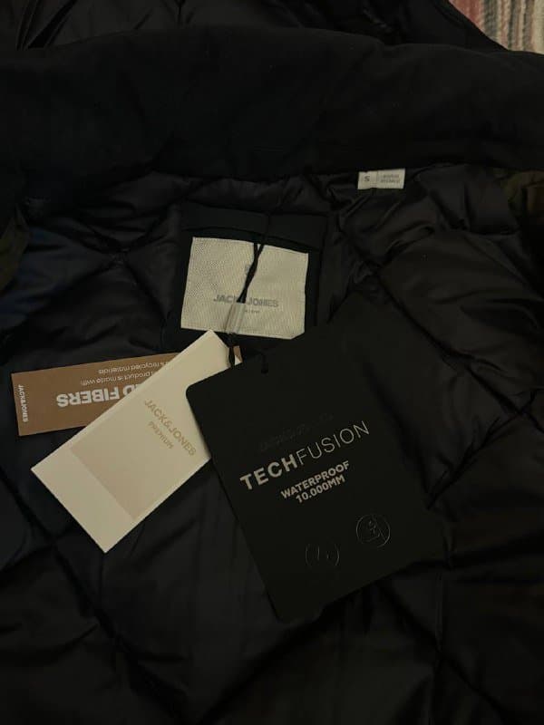 Теплая куртка размер S