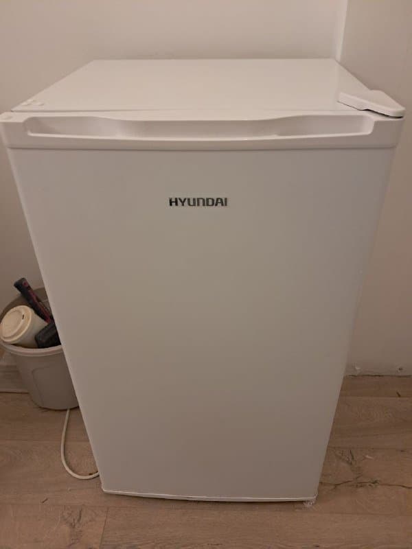 холодильник Hyundai 3