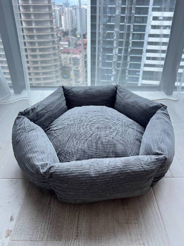 Лежанка для животных с съёмным наполнителем