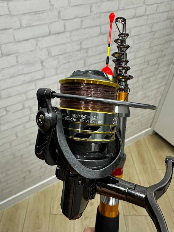 Удочка с набором грузил, поплавком, ключиками 1