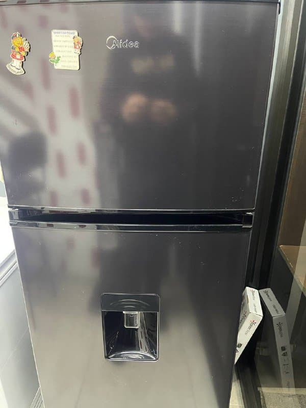 холодильник, маленький холодильник, морозильная камера