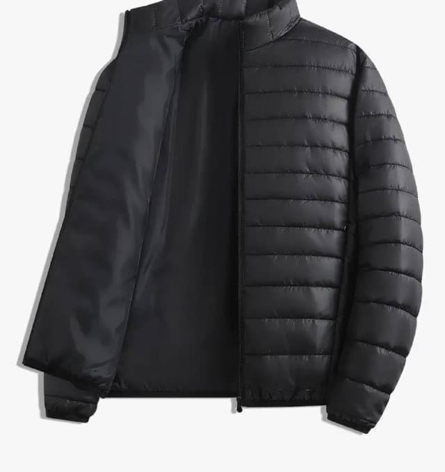 Тёплая мужская куртка черного цвета, размер L