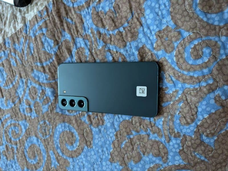 Samsung Galaxy S22 2