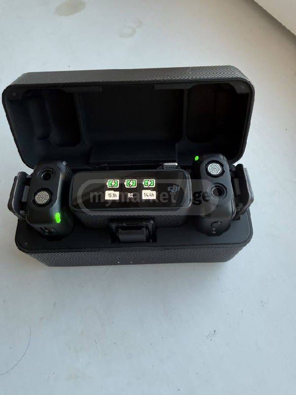 Беспроводной микрофон DJI Mic 2 передатчика и 1 приёмник