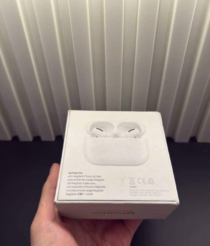 AirPods Pro с MagSafe-кейсом