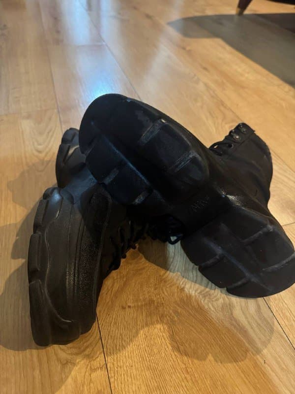 Демисезонные ботинки Zara на толстой подошве 2