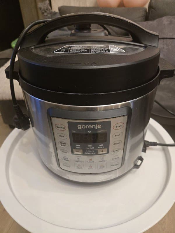 мультиварка-скороварка GORENJE MC6MBK 1