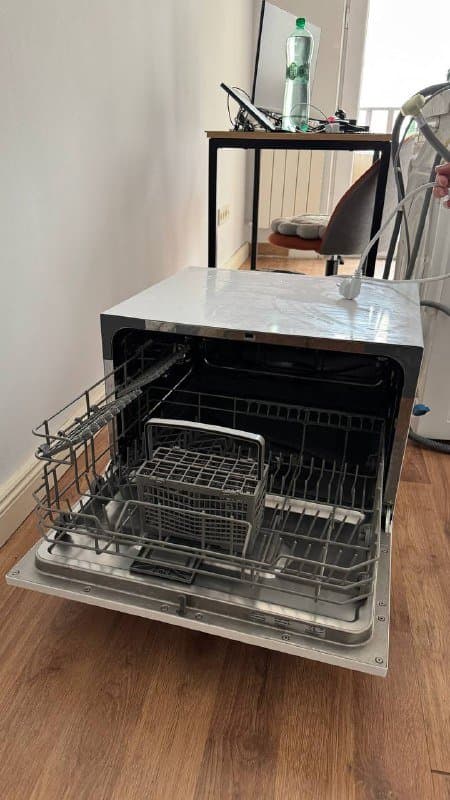 Посудомоечная машина Electrolux 3