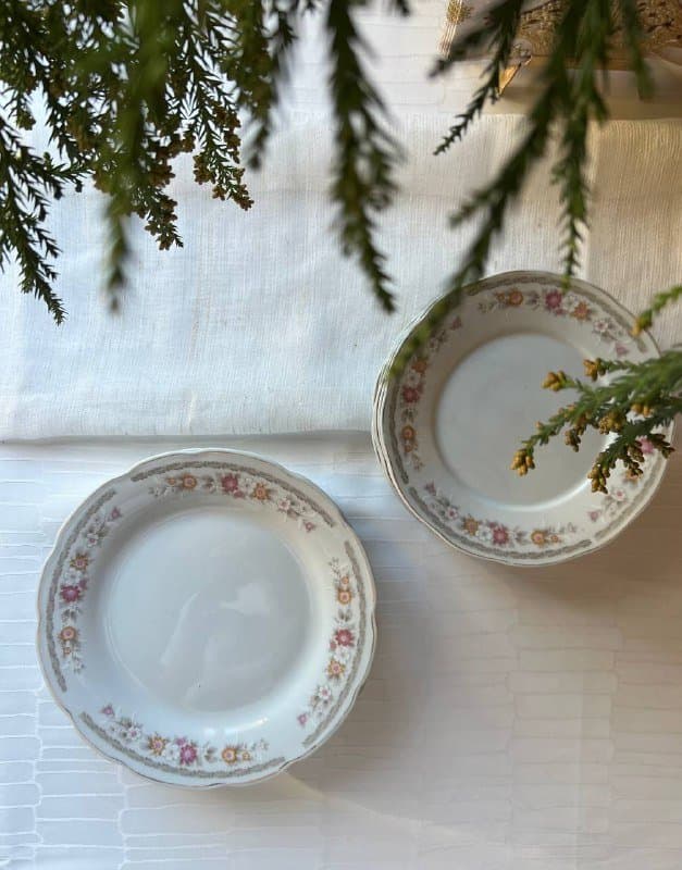 Столовые тарелки 6 шт большие, маленькие