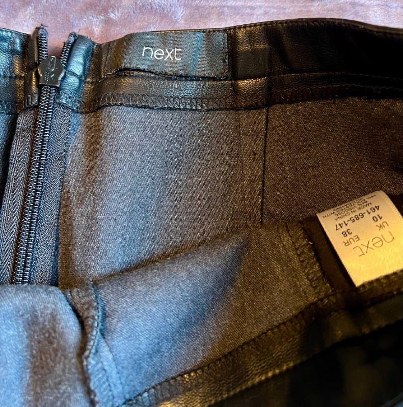 Кожаная юбка черная размер 38 2