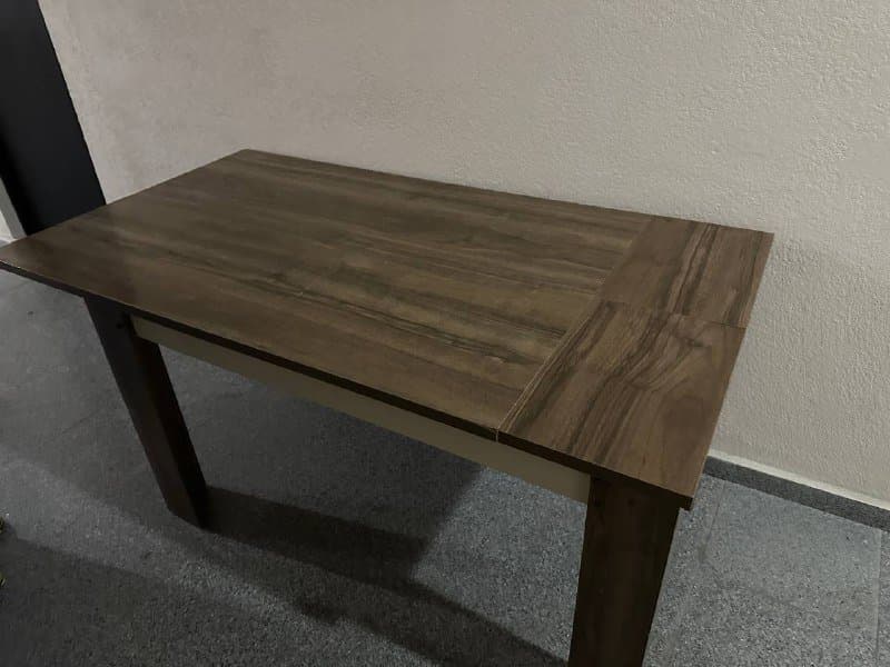 холодильник Samsung, деревянный раскладной стол 1