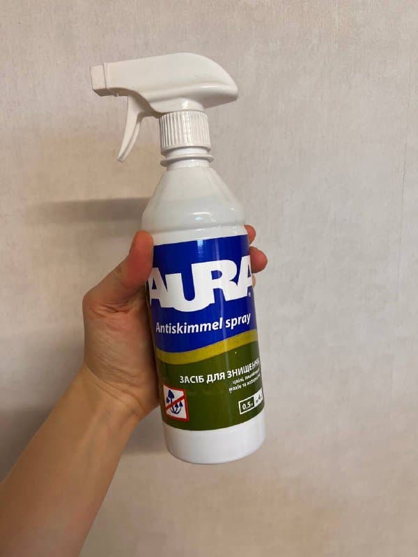 Сифон, малярный валик, ванночка, шпатель, щетка, краска, грунтовка, шурупы, крепления, спрей 10