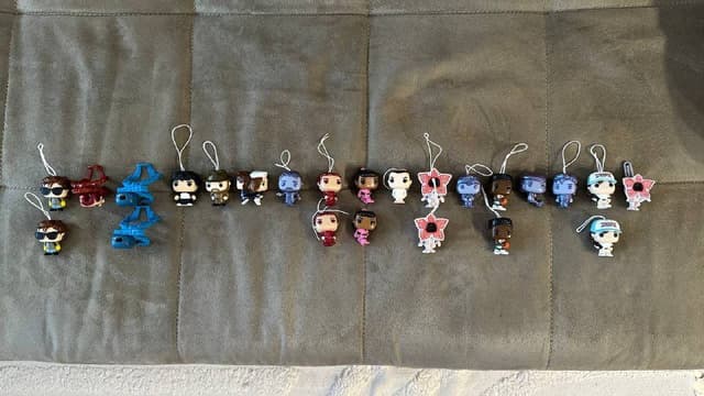 Фигурки из Очень странных дел