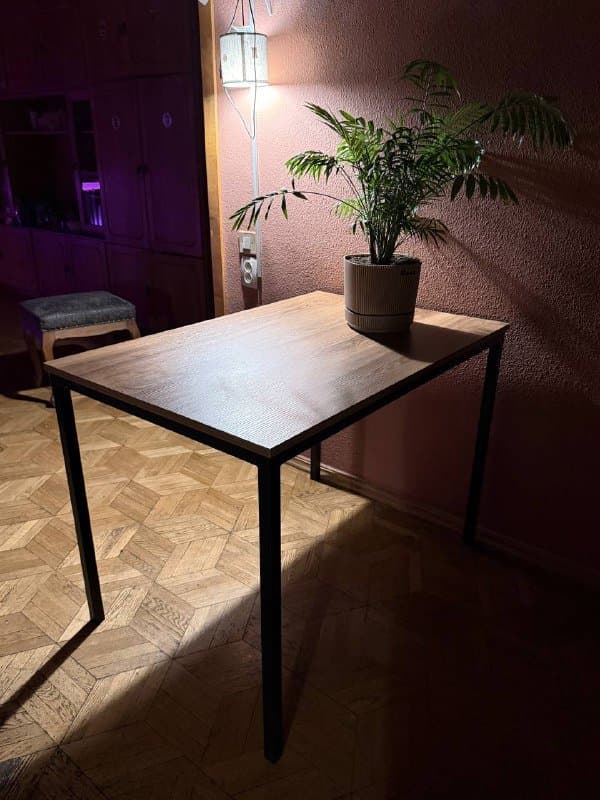 Столы письменные, регулируемый стул 1