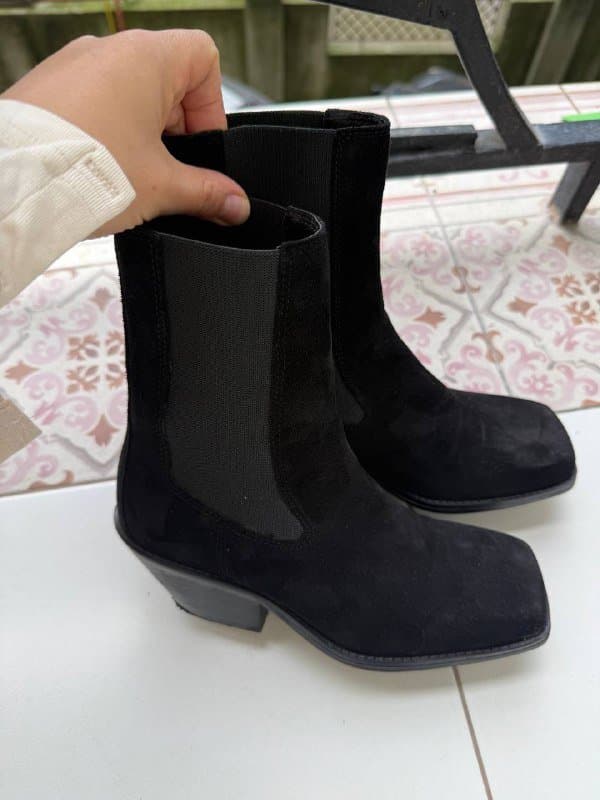 Замшевые ботинки Zara