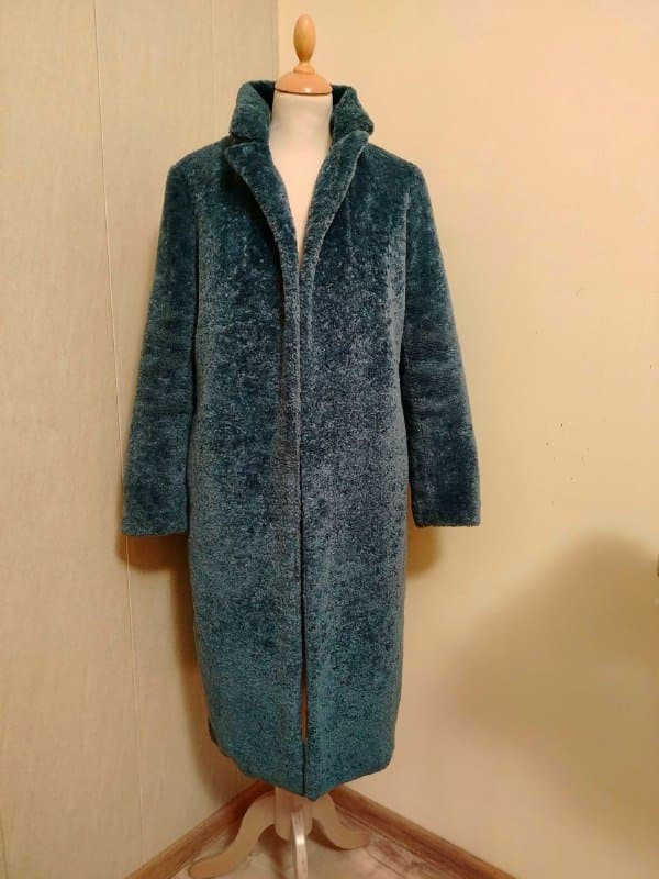 Шуба из эко-меха бирюзовая, размер XS