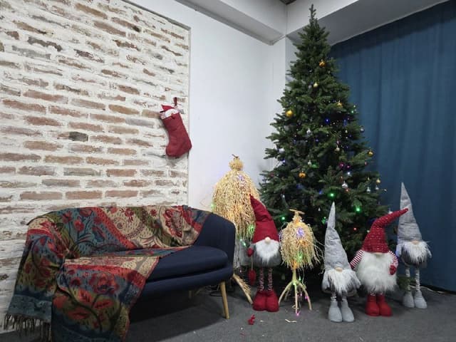 Ёлка искусственная 2м70см