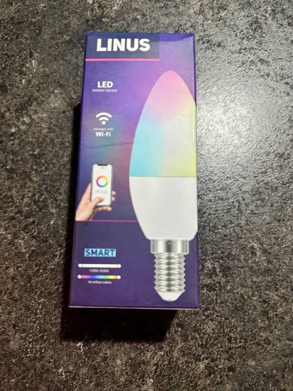 Смарт лампочка E14 с регулировкой цвета 1