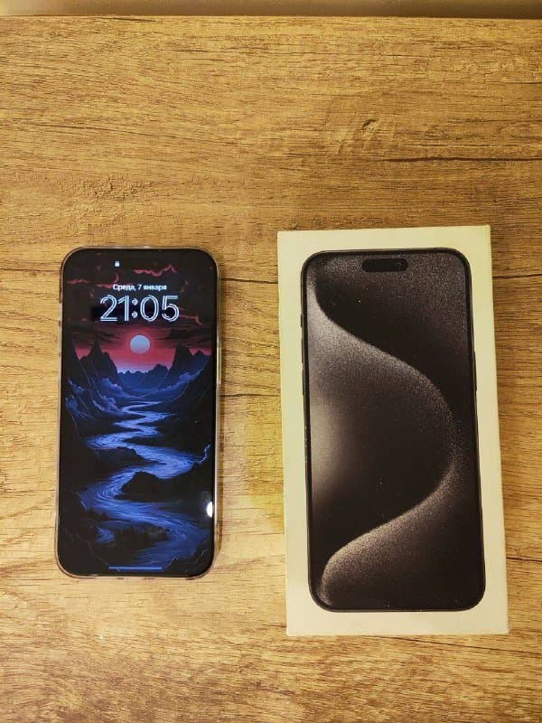 iPhone 15 pro max Black Titanium 256