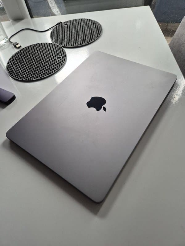 MacBook Air 13" M2 8/512 Space Gray