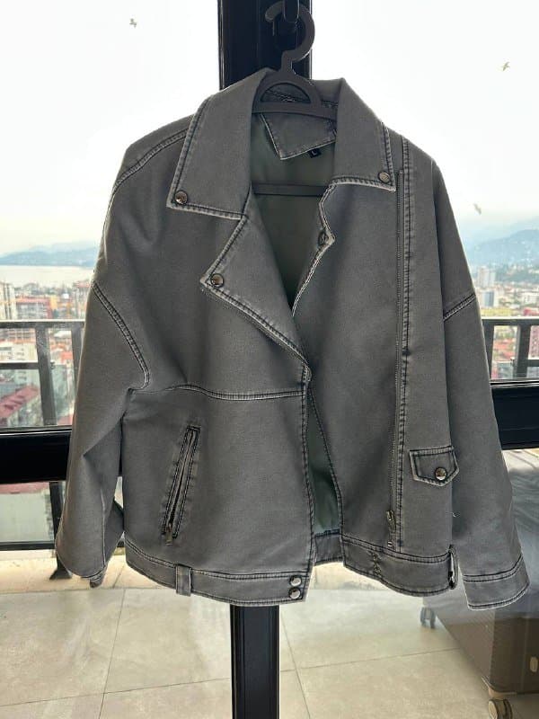 Куртка кожаная серая оверсайз размер L